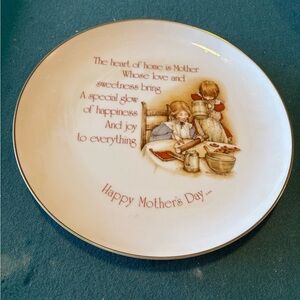 Vintage Holly Hobbie Mother's Day Decorative Plate